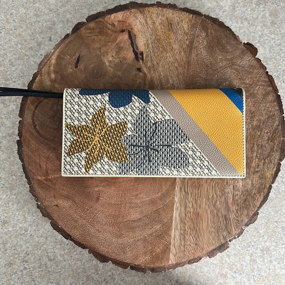 CH WALLET